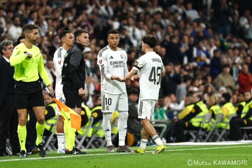 Please do not reproduce without prior permission.