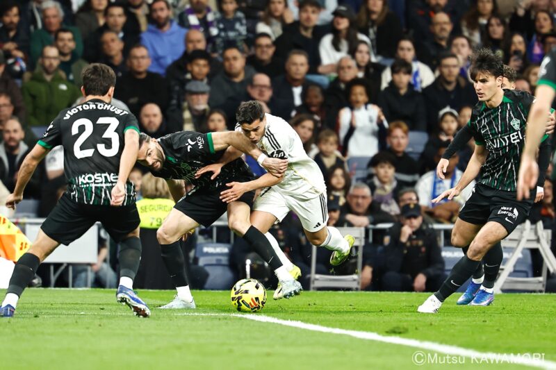 Please do not reproduce without prior permission.