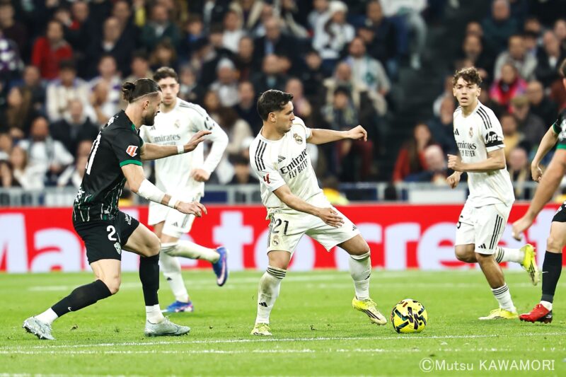 Please do not reproduce without prior permission.