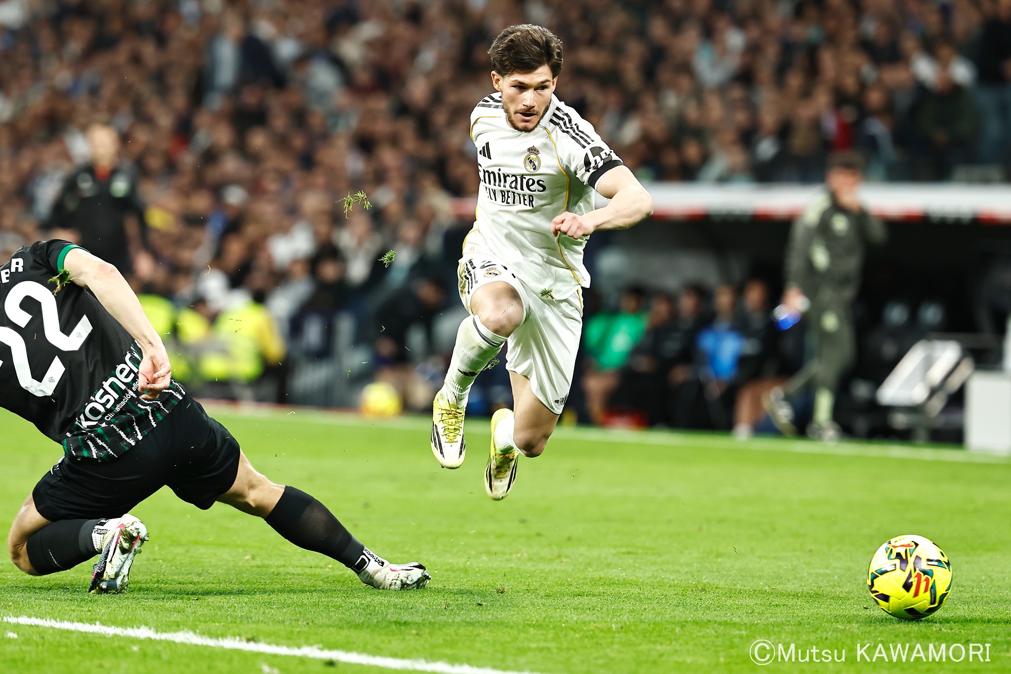 Please do not reproduce without prior permission.