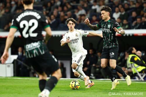 Please do not reproduce without prior permission.