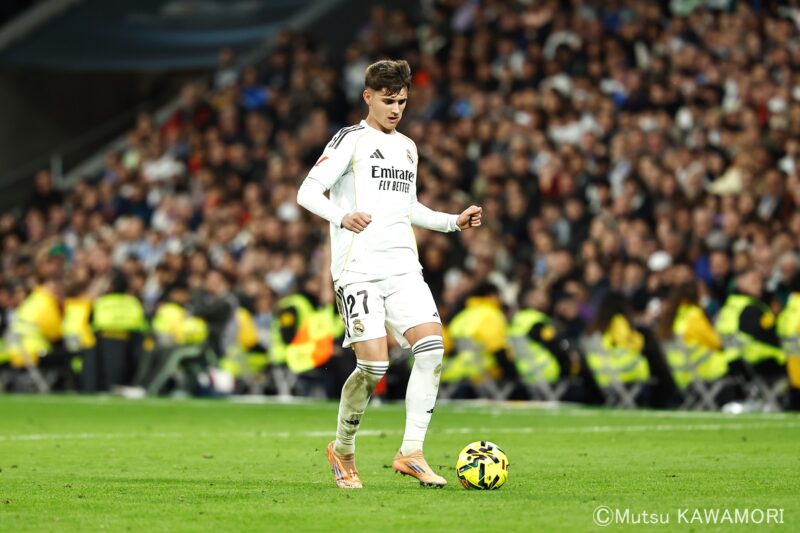 Please do not reproduce without prior permission.