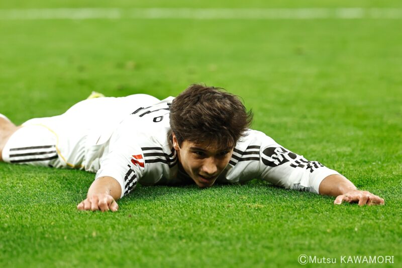 Please do not reproduce without prior permission.