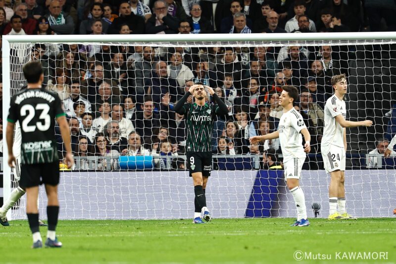 Please do not reproduce without prior permission.