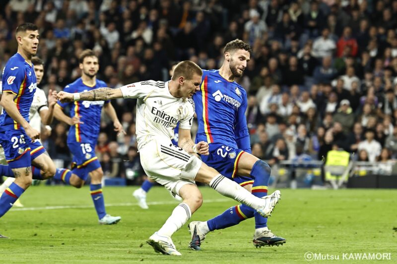 RMadrid_Getafe_260302_0066_