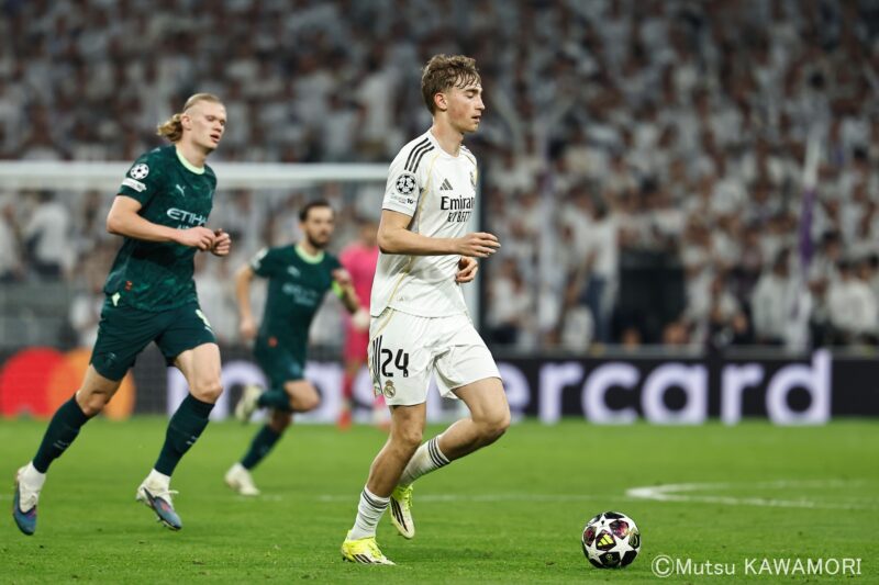 Please do not reproduce without prior permission.