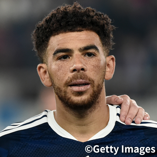 チェ・アダムズ