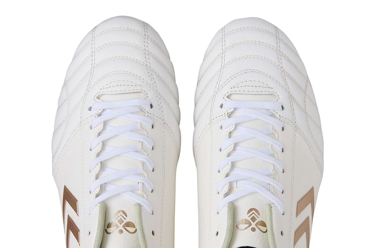 超WORLDサッカー！ ヒュンメル、女性プレーヤーのための「VORART3 PRO MICROFIT」を発表…3月6日（金）から発売