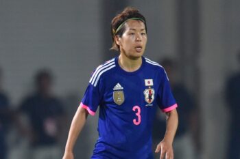 岩清水梓