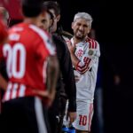 ウルグアイ代表の10番にW杯欠場の可能性が浮上…右鎖骨骨折と診断