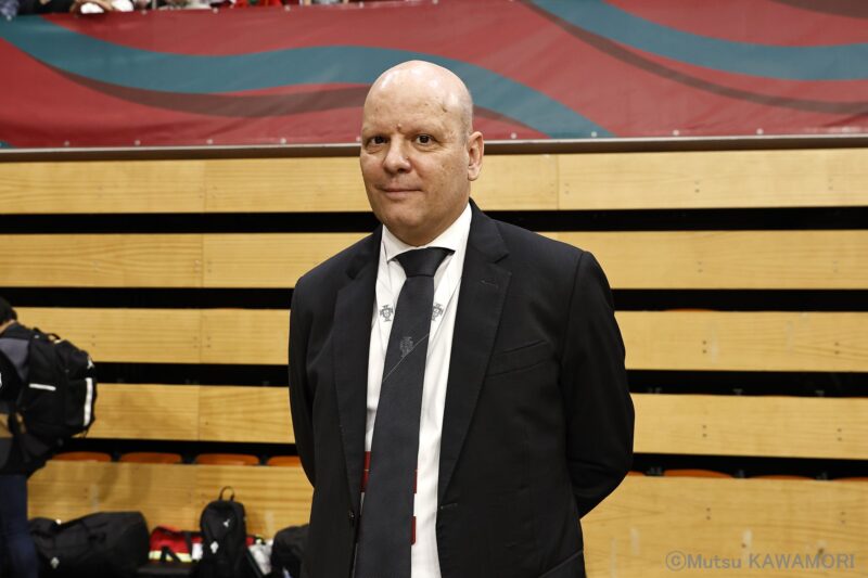 Portugal_Japan_260409_0006_