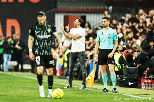 Please do not reproduce without prior permission.