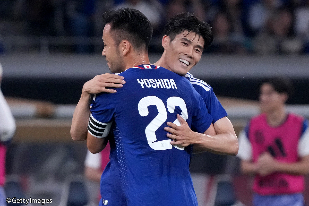 吉田麻也が背負っていた「22番」のユニフォームを身に纏ってワールドカップに臨むDF冨安健洋