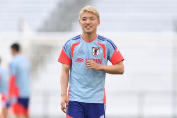 堂安律