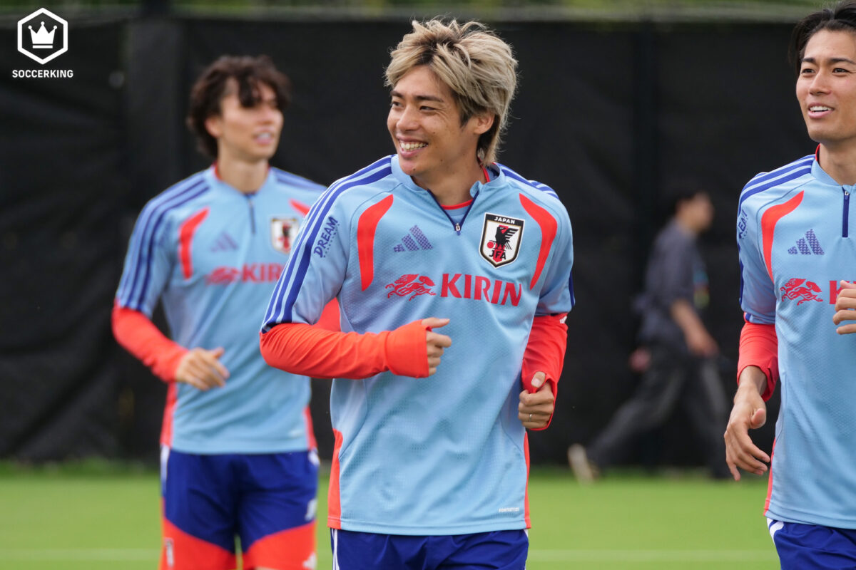 セブンイレブンの店員からW杯スコアラーに？　伊東純也が“話題の一枚”に言及「タケから言われました」「別に気にしてはないです（笑）」
