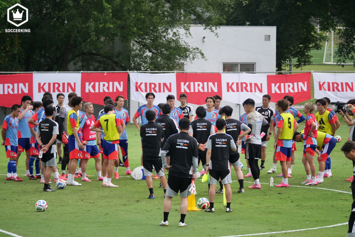 「より良い環境を求めて…」日本代表、連日の練習会場変更で4日はCFモンテレイの施設を使用…U-19日本代表から4選手も参加