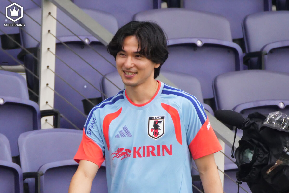 南野拓実が日本代表に合流で決意語る…再合流の吉田麻也にはライバル心？「一人先輩がいたので（笑）。負けないように貢献したい」