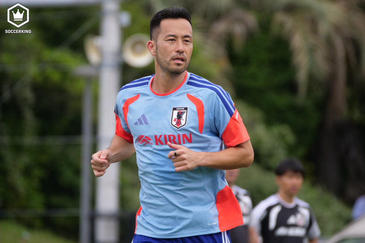 吉田麻也が日本代表に再合流へ！　山本昌邦ダイレクターが明言「明日からサポートプレーヤーとしてチームに合流してもらいます」