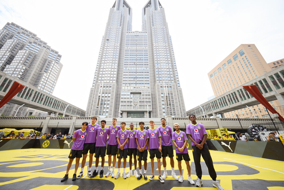 来日中のドルトムント、東京都庁前・渋谷にてプーマ×BVBスペシャルイベントを実施