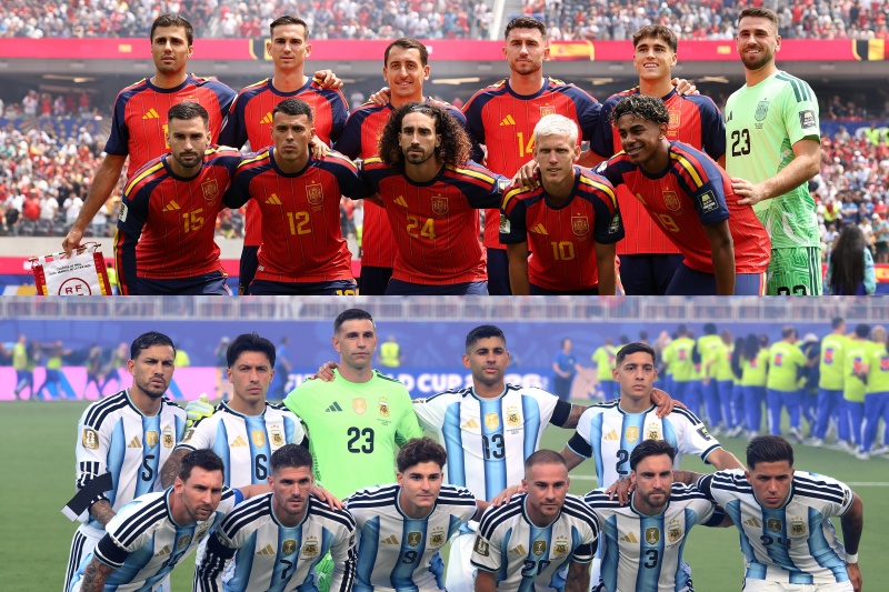 W杯決勝に進出したスペイン代表とアルゼンチン代表
