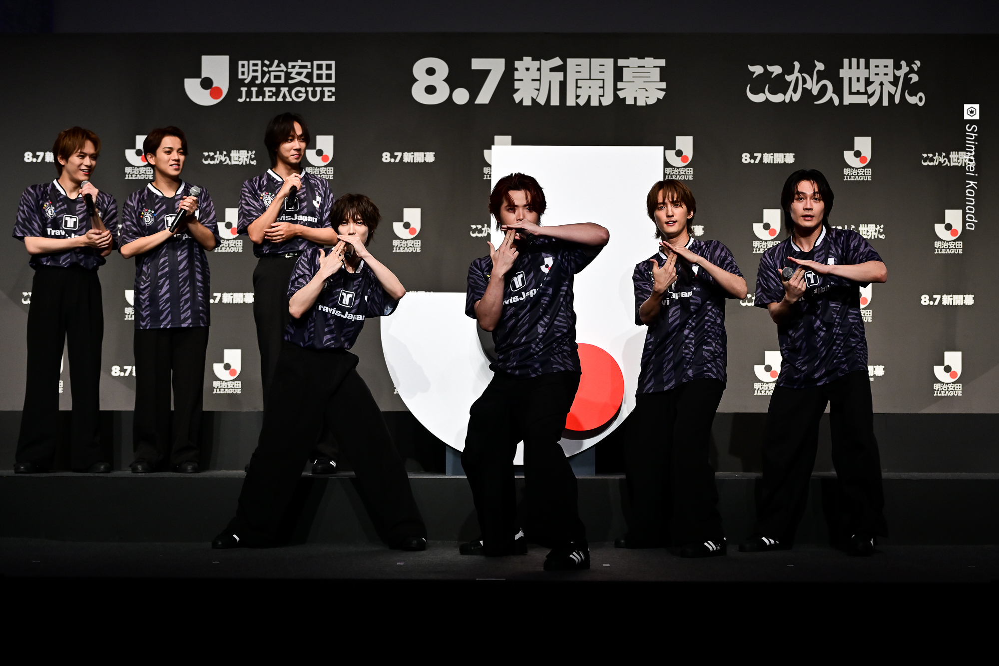 超WORLDサッカー! Travis JapanがJリーグ2026/27シーズンスペシャルアンバサダーに就任! 横浜FM対鹿島の開幕戦でパフォーマンスを披露へ 超WORLDサッカー! Travis JapanがJリーグ2026/27シーズンスペシャルアンバサダーに就任! 横浜FM対鹿島の開幕戦でパフォーマンスを披露へ
