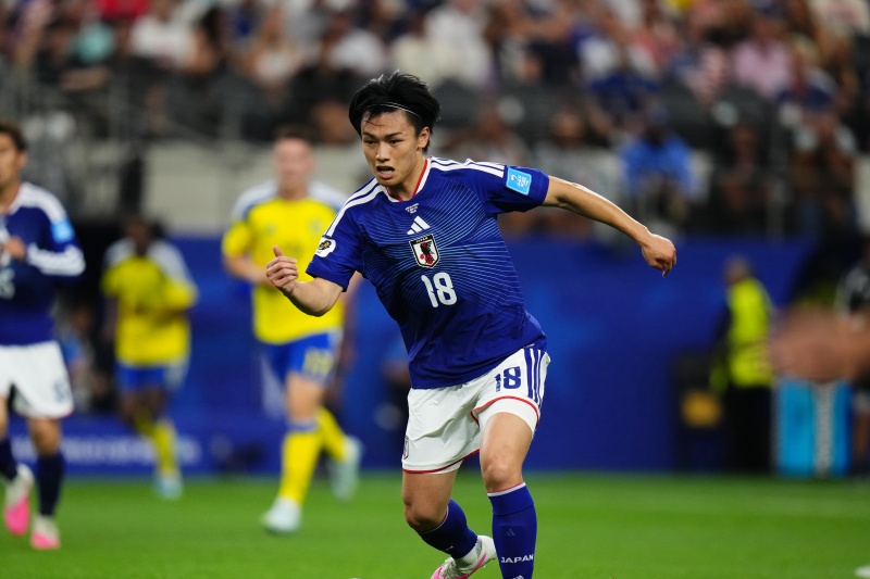 上田綺世