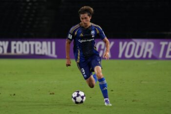 藤尾翔太