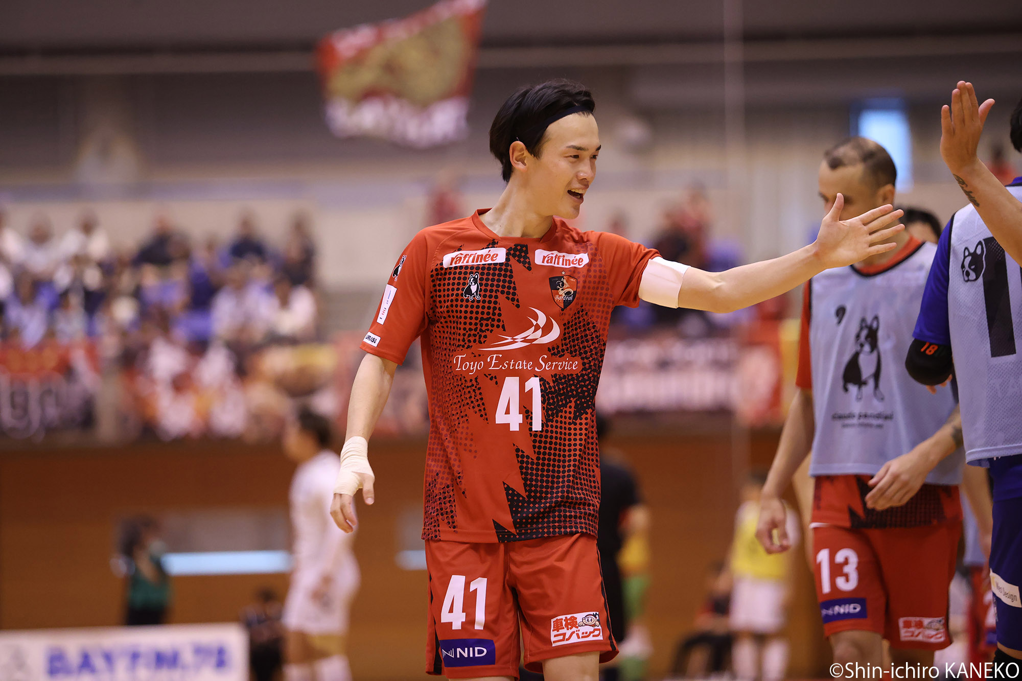 KNK_9719