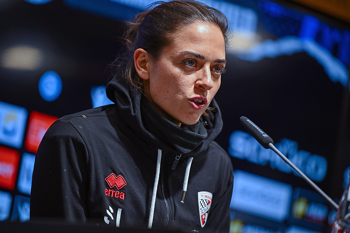 ドイツ上位リーグで初の女性監督がインゴルシュタット解任…