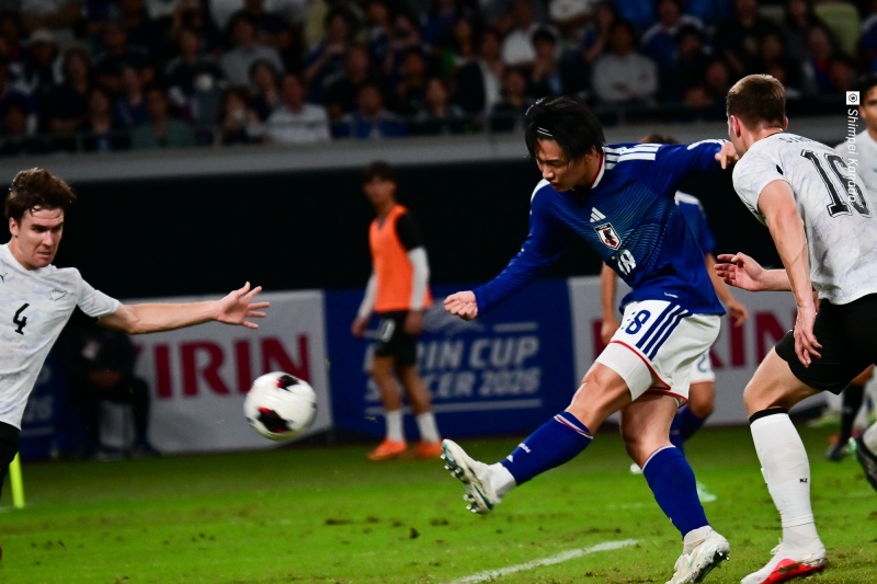上田綺世