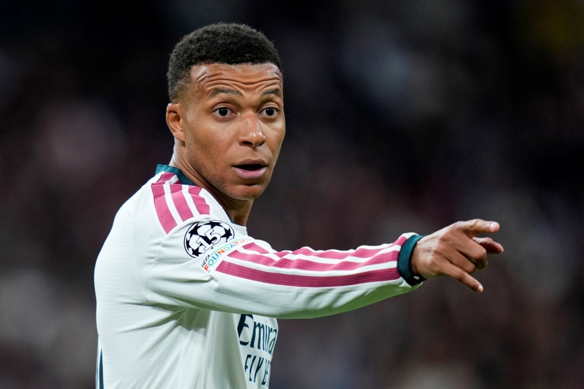 Mbappé si scusa dopo le polemiche sui commenti inappropriati... Dichiarazione dopo la rescissione del contratto di sponsorizzazione cinese: "Sono davvero dispiaciuto".
